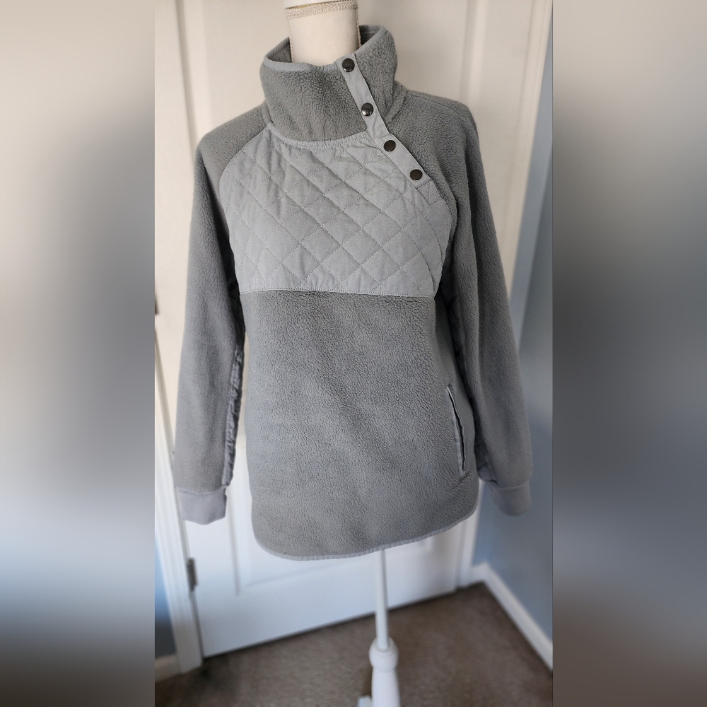 Abercrombie & Fitch blue-gray Quilted Sweater